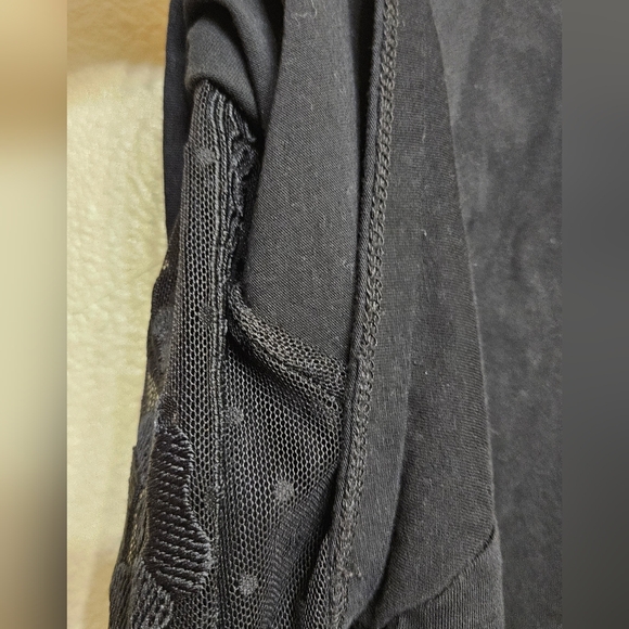 Torrid Black Long Sleeve Top with Lace and Lip Design - Picture 6 of 10